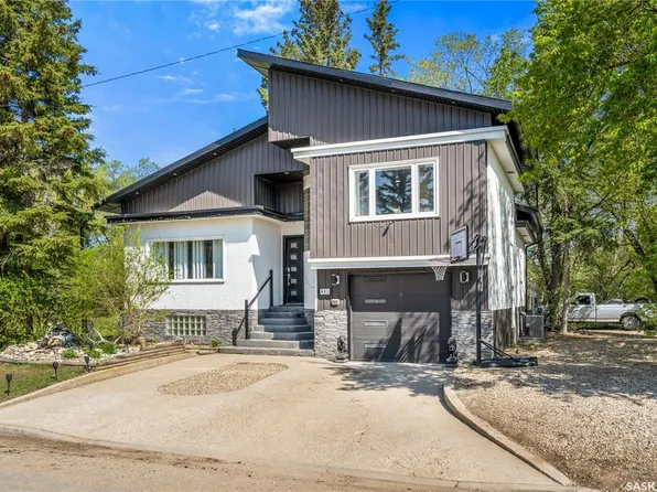 401 1st STREET NE, Watson, SK S0K 4V0