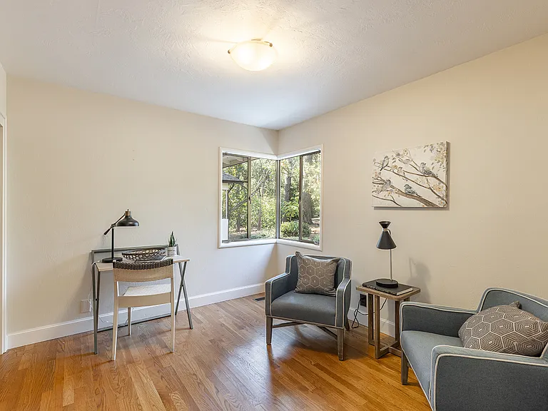 525 Keyes Ave — Photo 28