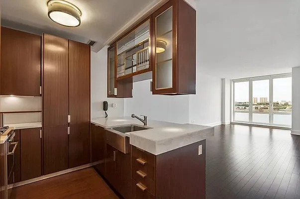 Rented by Manhattan Miami Real Estate | media 2