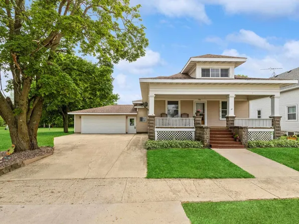 303 Main St, Welton, IA 52774