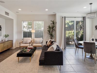 3351 Via Trentino, Costa Mesa, CA, 92626