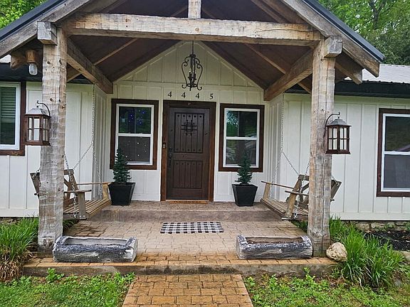 2nd image of 4445 Liberty Rd