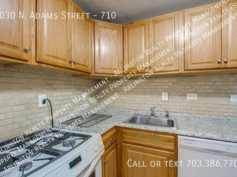 2030 N Adams St #710 — Photo 11