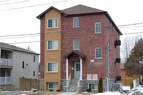 22 Columbia St W #C-5 Photo 1