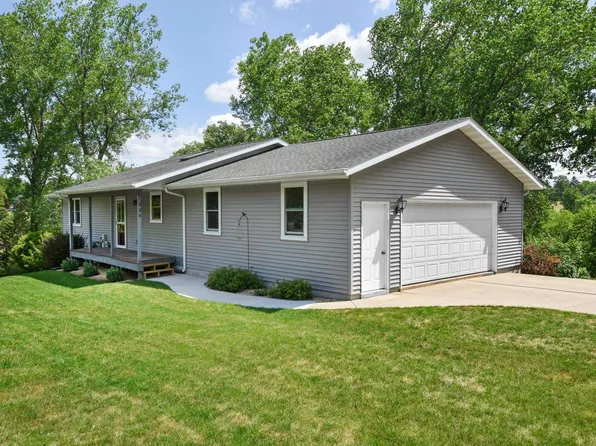 339 Harris St, Mineral Point, WI 53565