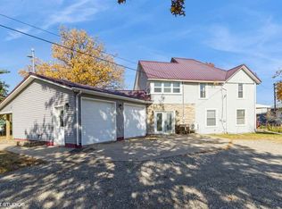 303 S Main St, Crawfordsville, IA 52621