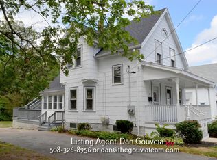 24 Fairview Ave, Taunton, MA 02780