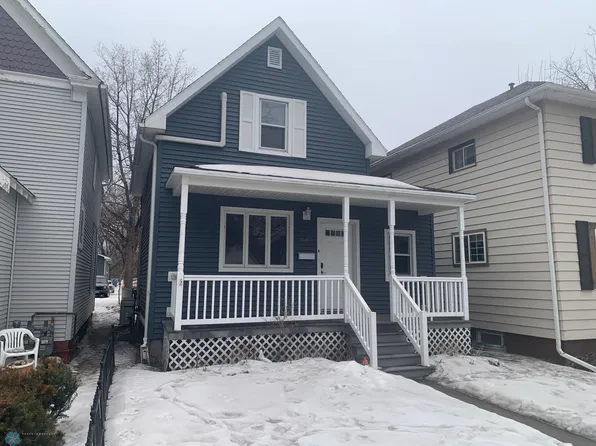 116 Walnut St, Grand Forks, ND 58201