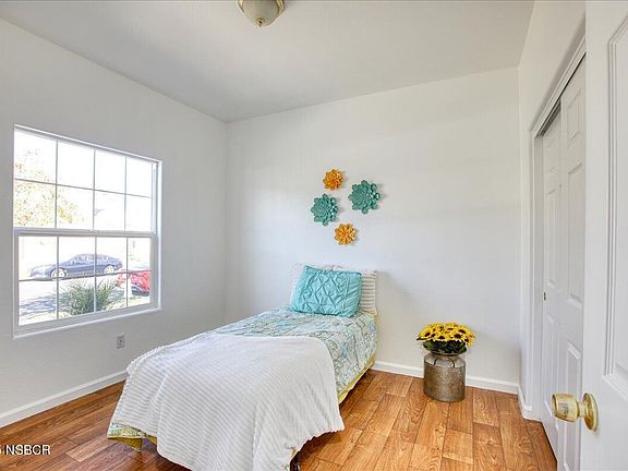 5th image of 2226 Riverton Dr