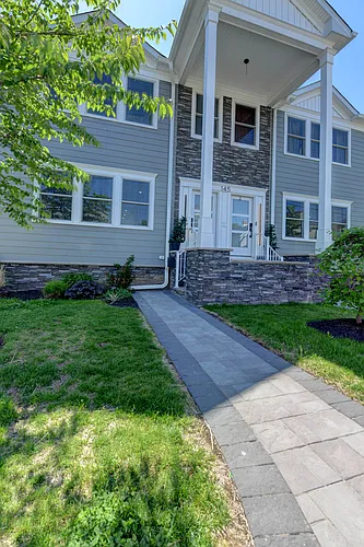 145 Harrison St #1 Photo 1