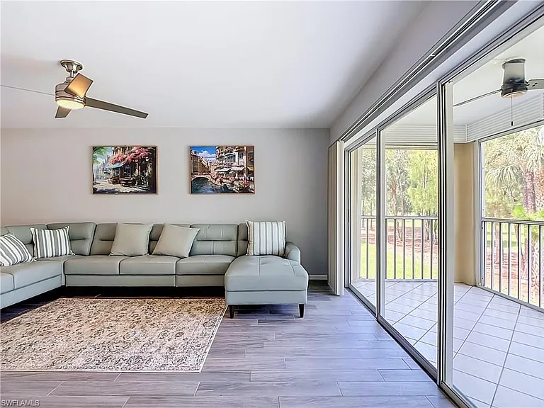 3685 Amberly Cir #D203 — Photo 18
