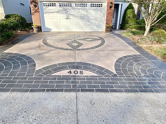 5th image of 408 Legacy Oaks Cir