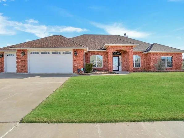 1509 NE 61st St, Lawton, OK 73507