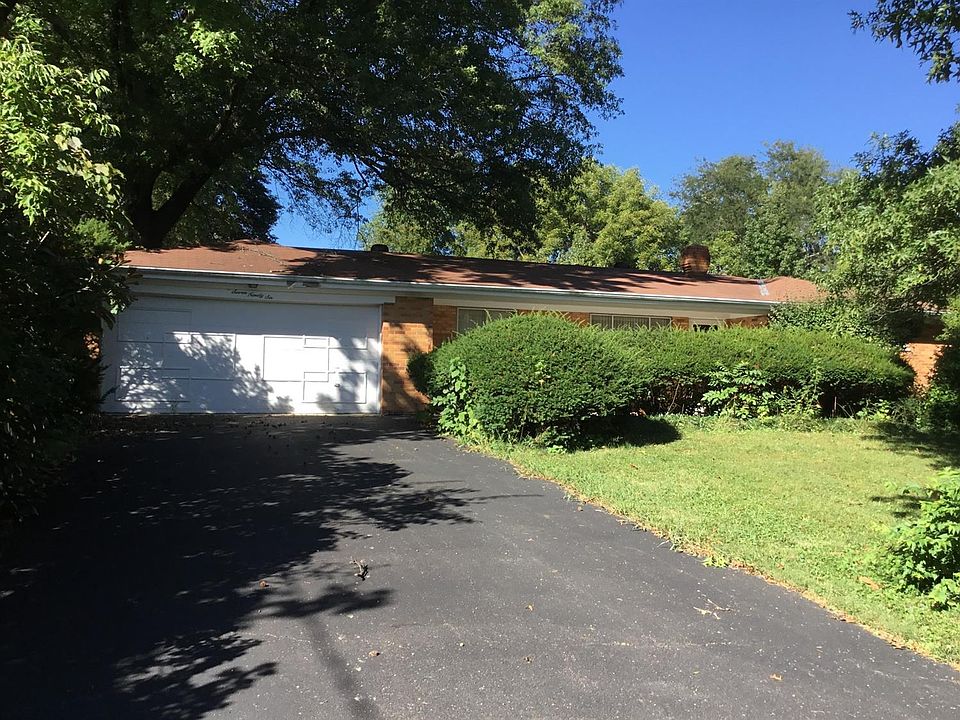 1st image of 796 Diane Dr