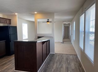 4855 Waverly Ct #881, Sterling Heights, MI 48310