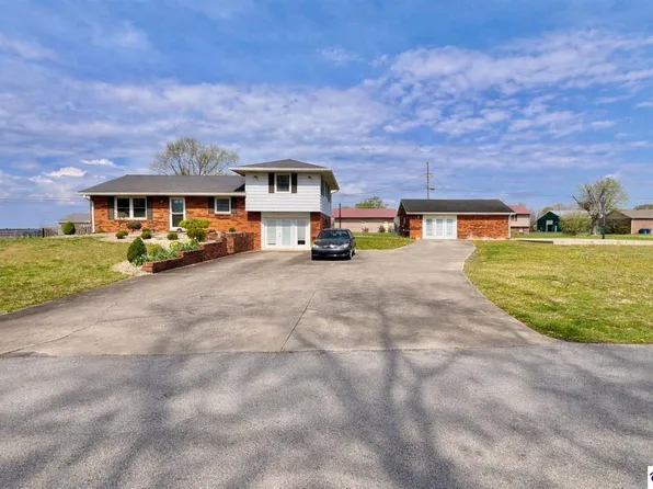 170 Kristi Ln, Campbellsville, KY 42718