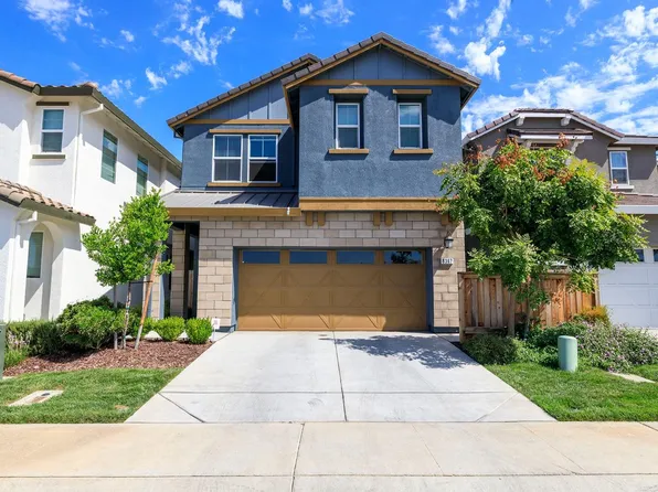 8367 Frontera Dr, Sacramento, CA 95829