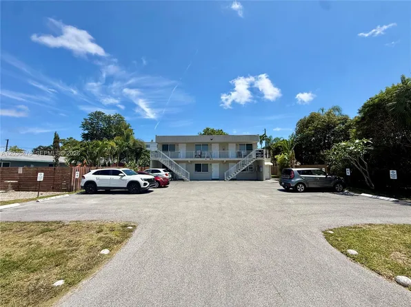 912 NE 17th Ct APT 4, Fort Lauderdale, FL 33305