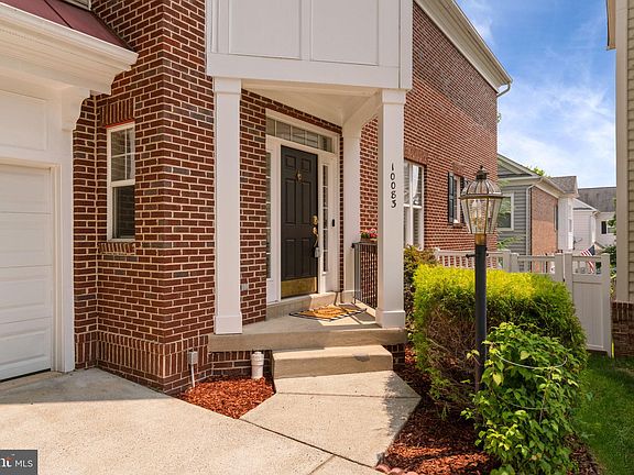 3rd image of 10083 Orland Stone Dr