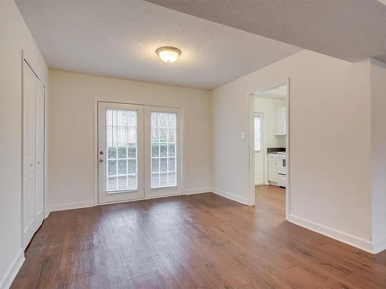 Annaberg Apartments — Photo 40