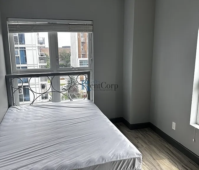 1616 Sunview St #1-258A — Photo 3