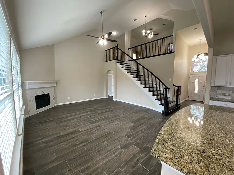 5668 Imperial Meadow Dr — Photo 11