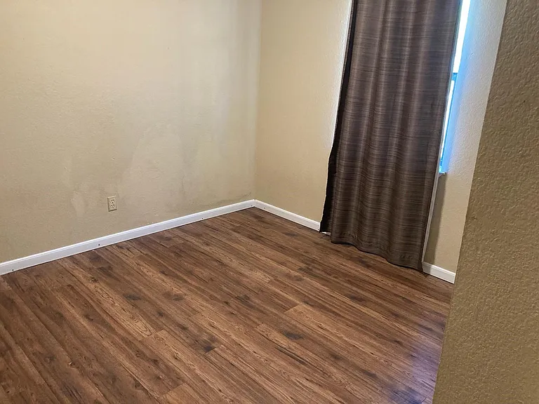 108 Timber Ln — Photo 16