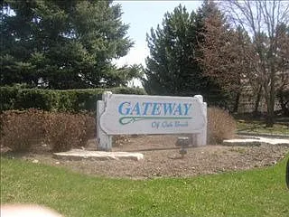 9 Gateway Ln photo 1