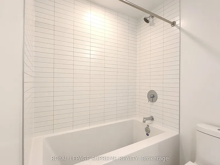 86 Dundas St E #402 — Photo 20