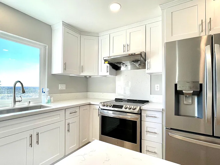 13556 Samantha Ave — Photo 17