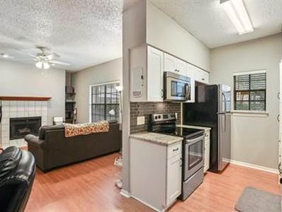203 E 31st St APT 206, Austin, TX, 78705