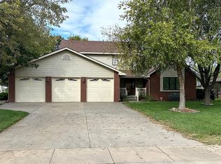 2401 Rock Bridge Rd, Great Bend, KS 67530