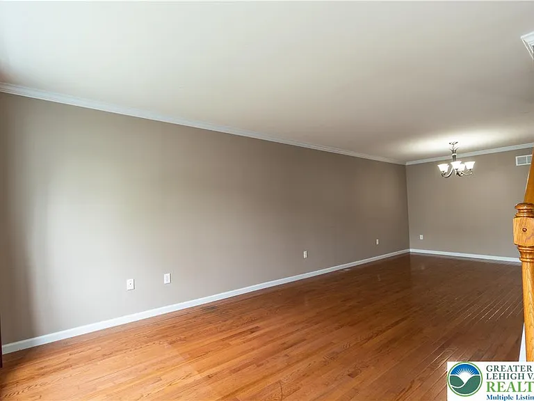 4136 Coleman St — Photo 3