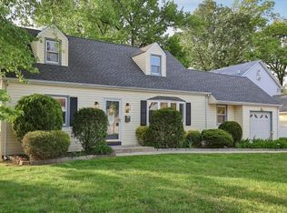 2233 Rhoda Pl, Scotch Plains, NJ 07076
