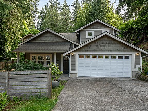 2nd image of 3329 NE 185th St