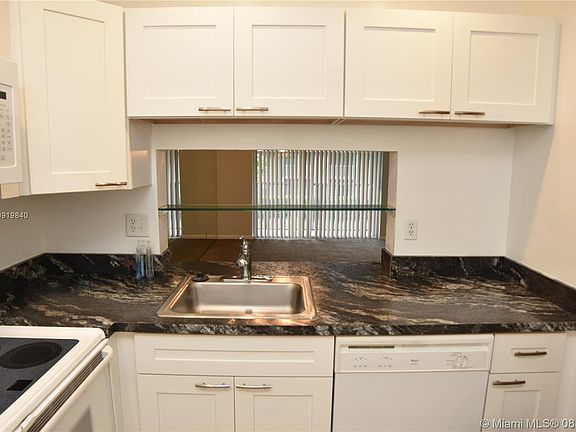 4th image of 8840 Royal Palm Blvd APT 204-7