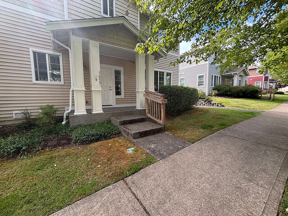 1st image of 1653 Burnside Pl Unit B