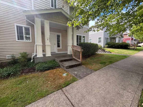 1653 Burnside Pl Unit B, Dupont, WA 98327