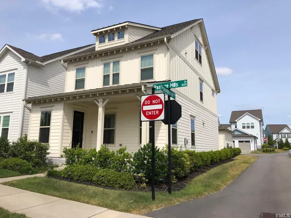 1657 Pasture Hills Dr, Wake Forest, NC 27587