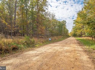 Wooded Ln, Front Royal, VA 22630