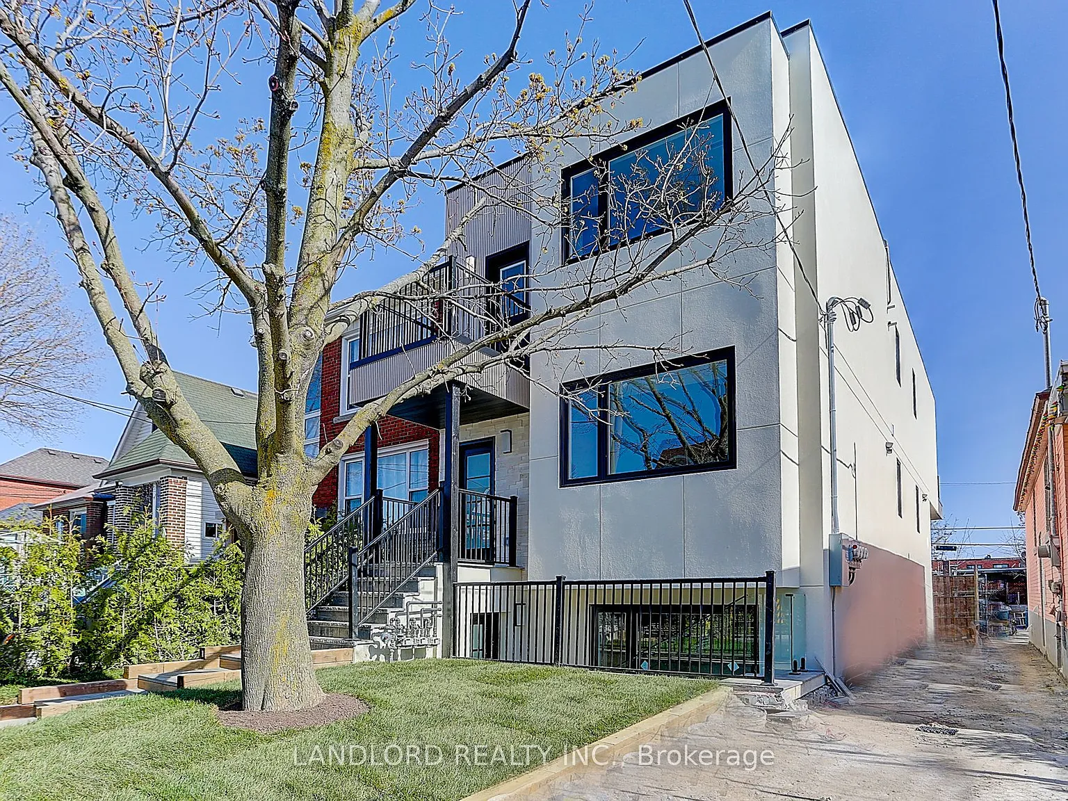2 bed, $2,350 — Photo 3