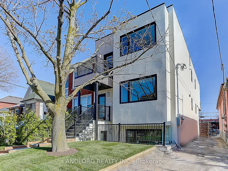 71 Livingstone Ave #LOWER — Photo 3