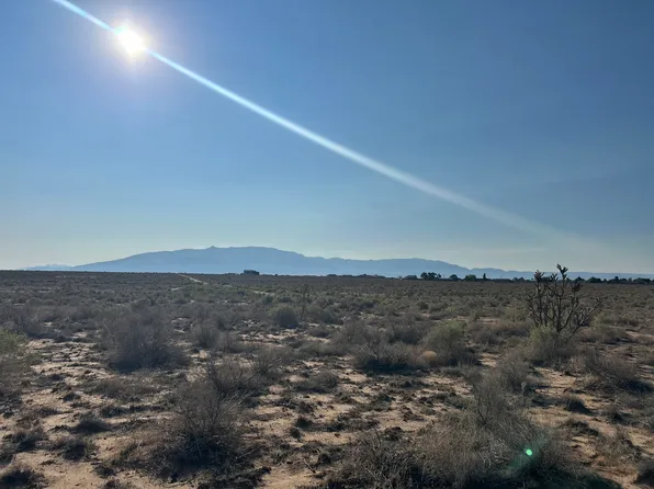 5 4th St NE, Rio Rancho, NM 87124