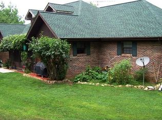 1375 Locust Gap Rd, Mountain City, TN 37683