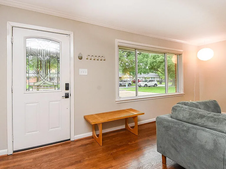 5602 McKnight St — Photo 4
