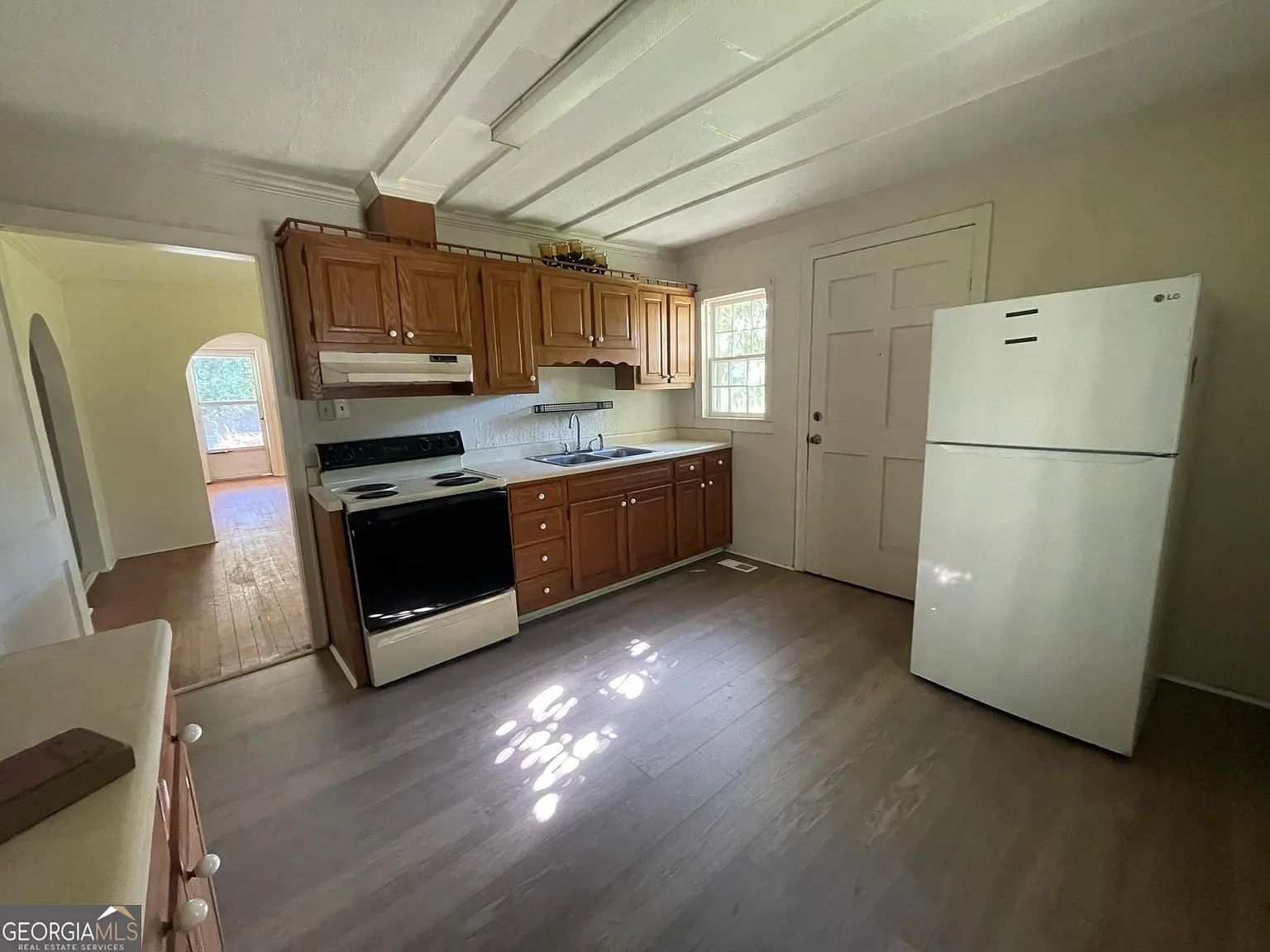 2 bed, 1.0 bath, 1064 sqft, $975 — Photo 4