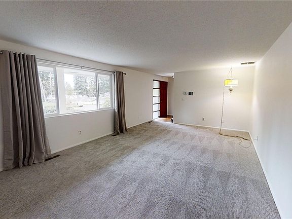 3rd image of 434 Cougar St SE