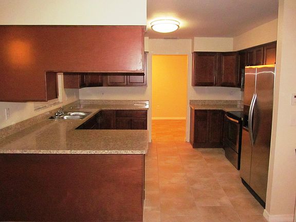4th image of 5280 Montserrat Dr