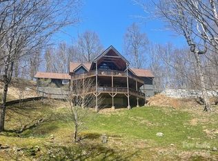 36 Goldenleaf Rd, Mars Hill, NC 28754