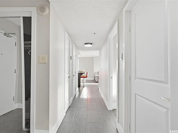 5th image of UNIT 1207-320 5th AVENUE N